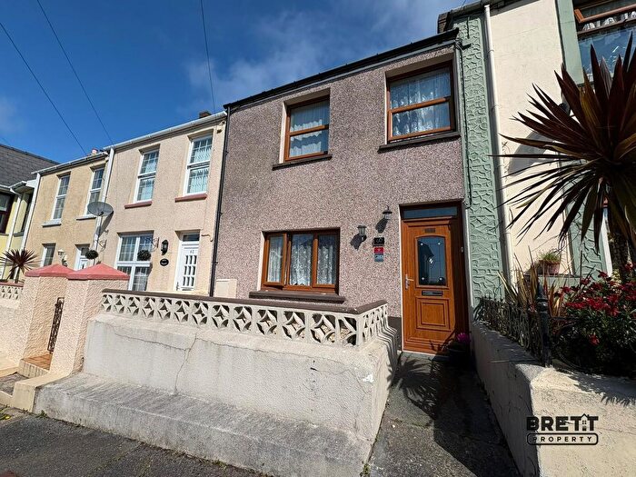 3 Bedroom Terraced House For Sale In Cromwell Road, Milford Haven, Pembrokeshire., SA73
