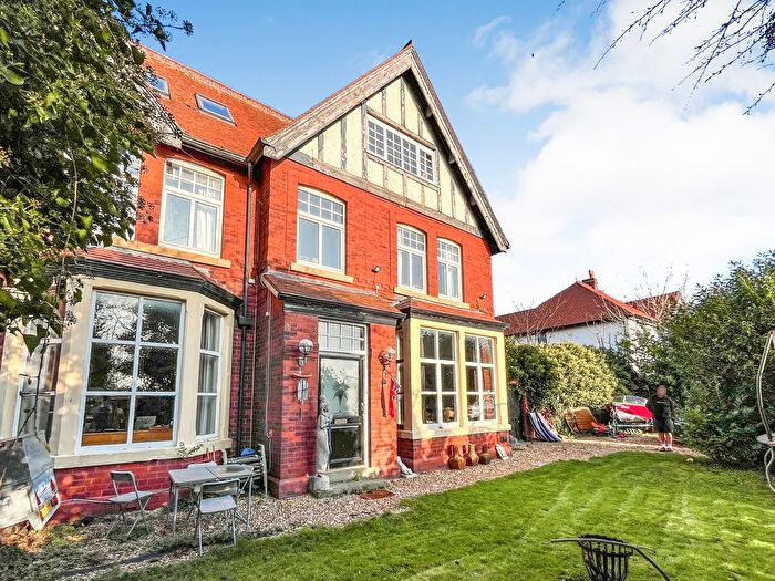 5 Bedroom Semi Detached House For Sale In Moorland Road, Poulton-Le-Fylde, FY6