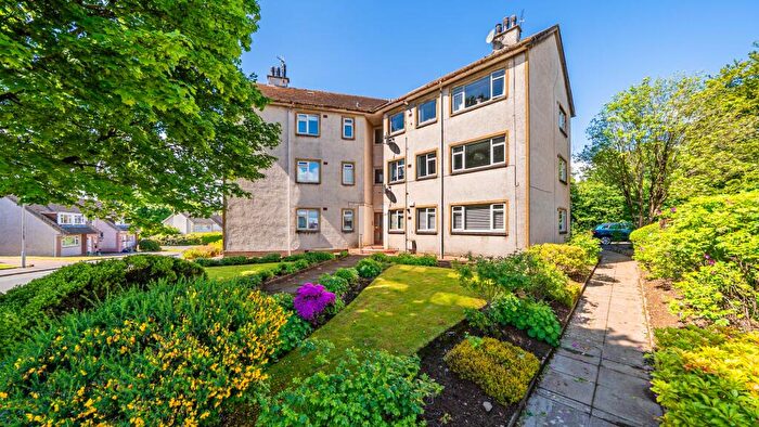 2 Bedroom Flat For Sale In Alexander Avenue, Eaglesham, G76