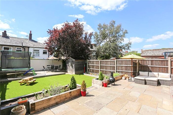 4 Bedroom Semi Detached House To Rent In Belmont Drive, Marple Bridge, Stockport, SK6