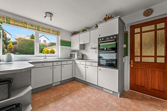 4 Bedroom Detached House For Sale In Green Park Way, Chillington, TQ7