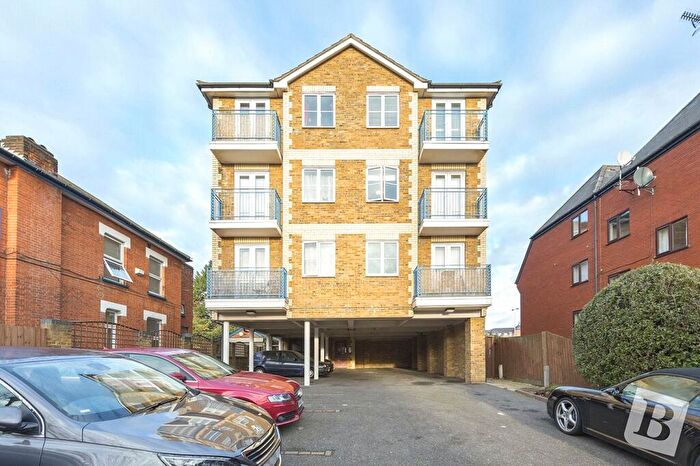 2 Bedroom Apartment To Rent In Chipping Lodge, Western Road, Romford, RM1