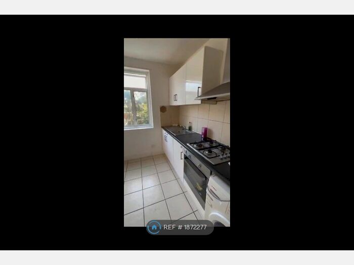 1 Bedroom Flat To Rent In Farmilo Road, Walthamstow, E17