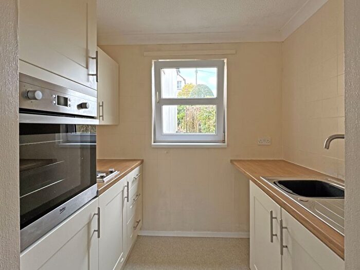 1 Bedroom Flat For Sale In Brewery Lane, Sidmouth, EX10