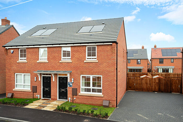 3 Bedroom Semi-Detached House For Sale In Philippa Road, Broughton, Aylesbury, HP22