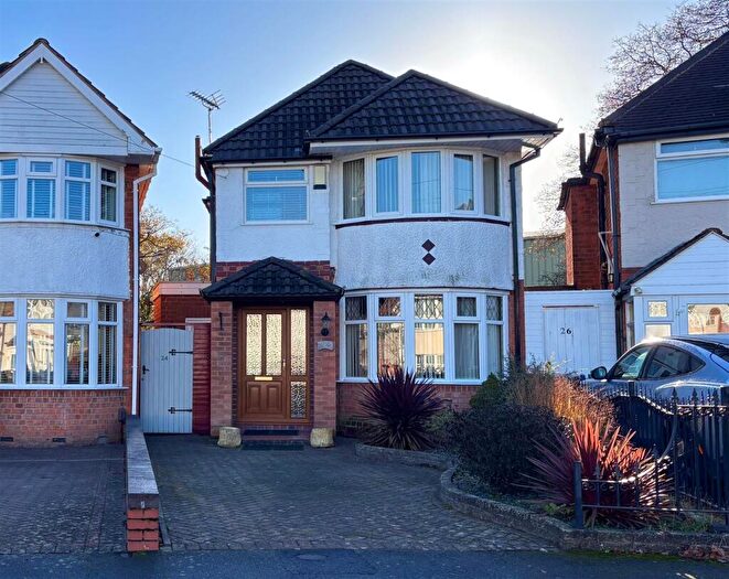 3 Bedroom Detached House For Sale In Palmvale Croft, Sheldon, Birmingham, B26