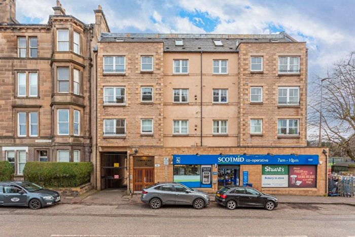 2 Bedroom Flat To Rent In Polwarth Gardens, Merchiston, Edinburgh, EH11