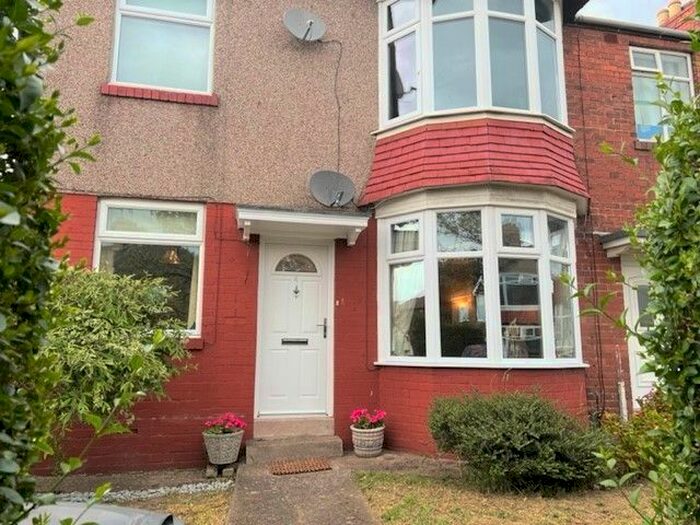 2 Bedroom Flat To Rent In Closefield Grove, Whitley Bay, NE25