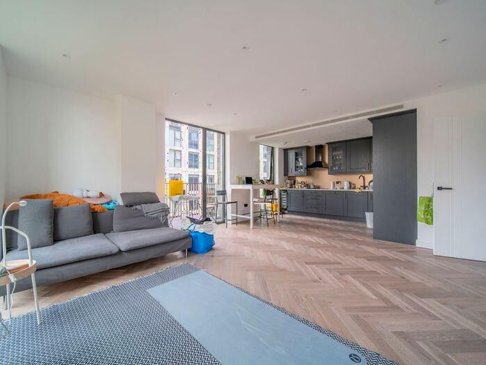 2 Bedroom Flat To Rent In Merino Gardens, London Dock, Wapping, E1W