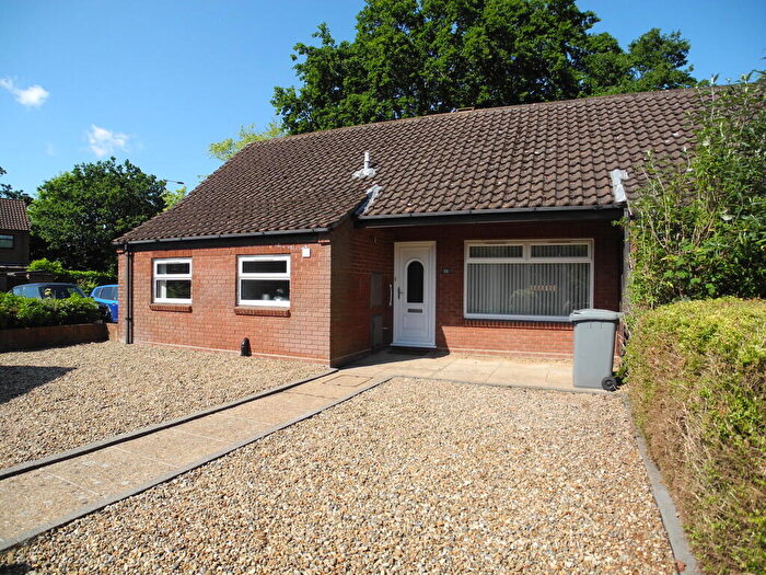 2 Bedroom Terraced Bungalow To Rent In Racecourse Rd, Norwich, NR7