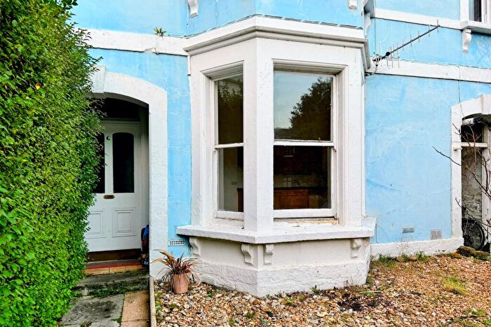 1 Bedroom Flat To Rent In West Allington, Bridport, Dorset, DT6