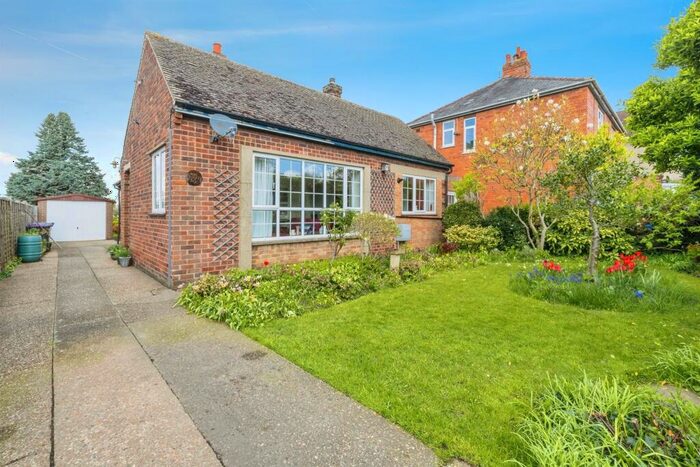 3 Bedroom Detached Bungalow For Sale In Station Road, Bardney, Lincoln, LN3