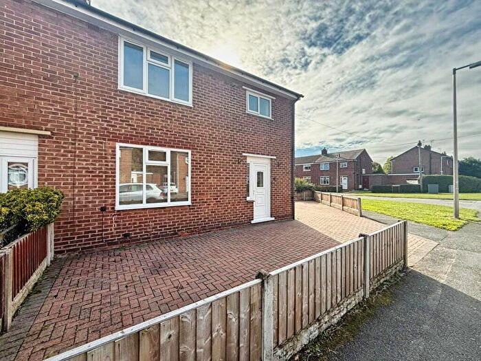 3 Bedroom Semi-Detached House To Rent In Ash Road, CW8