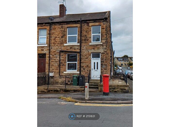 2 Bedroom Terraced House To Rent In Carlinghow Lane, Batley, WF17