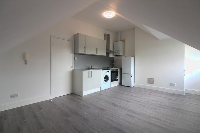 1 Bedroom Flat To Rent In Maryland Road, London, N22