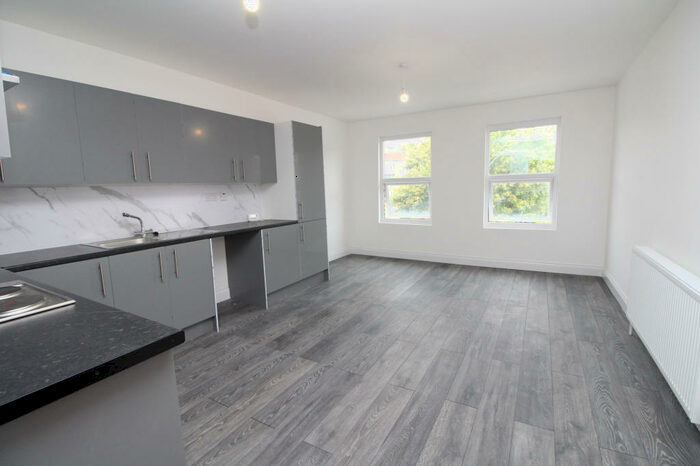 1 Bedroom Apartment To Rent In Lee High Road, Lewisham, SE13