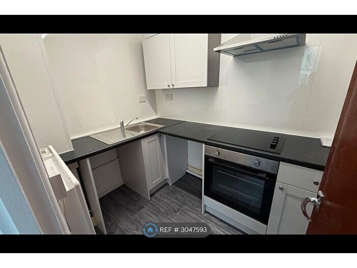 1 Bedroom Flat To Rent In Pierremont Crescent, Darlington, DL3