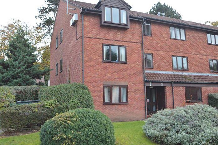 2 Bedroom Flat To Rent In Bloomsbury Grove, Kings Heath, B14