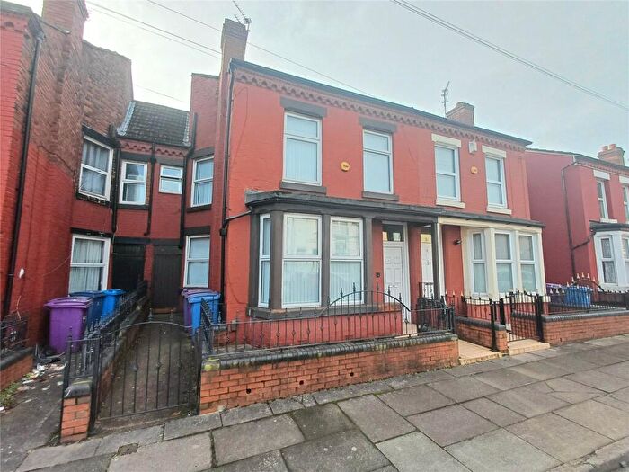 4 Bedroom Terraced House For Sale In Boswell Street, Liverpool, Merseyside, L8