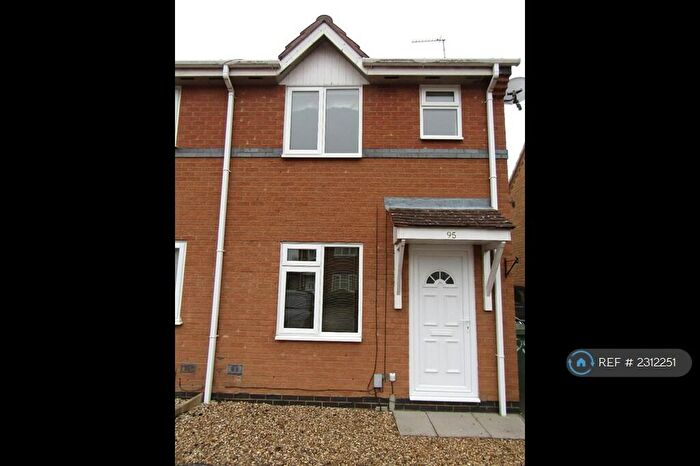 2 Bedroom Semi-Detached House To Rent In Charnwood Road, Corby, NN17