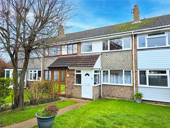 3 Bedroom Terraced House To Rent In Bramfield Road East, Rayleigh, Essex, SS6