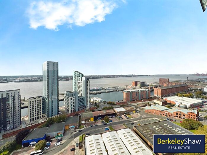 1 Bedroom Apartment For Sale In Beetham Tower, Old Hall Street, Liverpool, L3