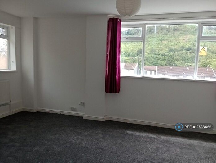 2 Bedroom Flat To Rent In William Street, Ystrad, Pentre, CF41