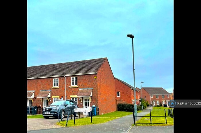 2 Bedroom Terraced House To Rent In Wren Close, Corby, NN18