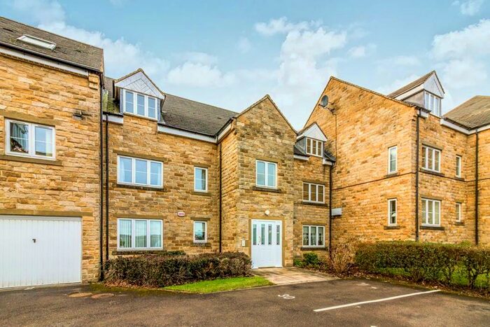 3 Bedroom Apartment To Rent In Queenswood Road, Sheffield, S6