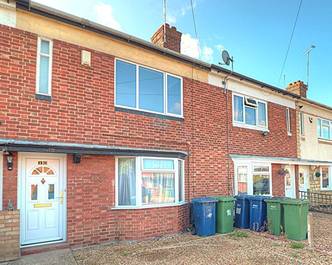 2 Bedroom Terraced House For Sale In Summerfield Close, Wisbech, PE13