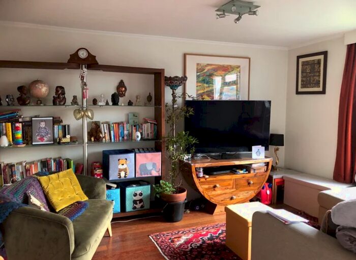 2 Bedroom Maisonette To Rent In Tredegar Road, London, N11