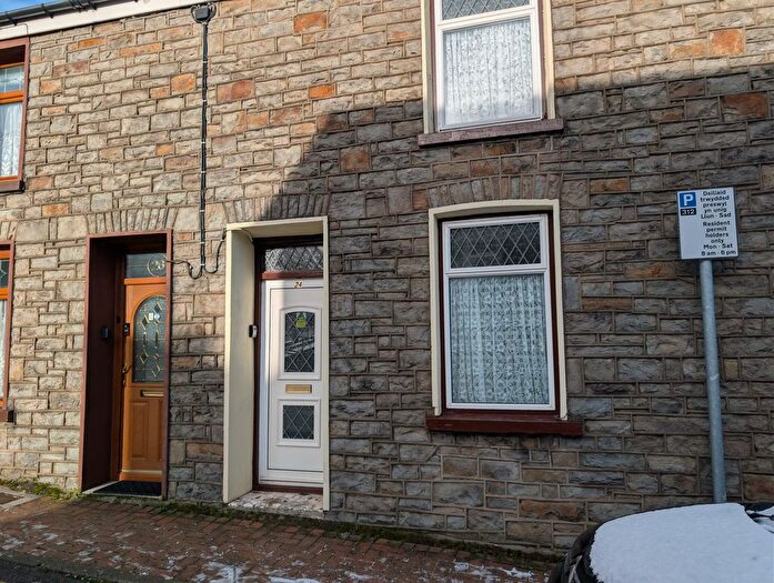 3 Bedroom End Terrace House To Rent In Pryce Street, Mountain Ash, CF45