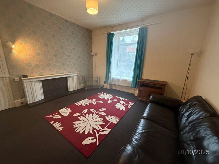 1 Bedroom Flat To Rent In Bedford Road, Ground Floor Right, Aberdeen, AB24