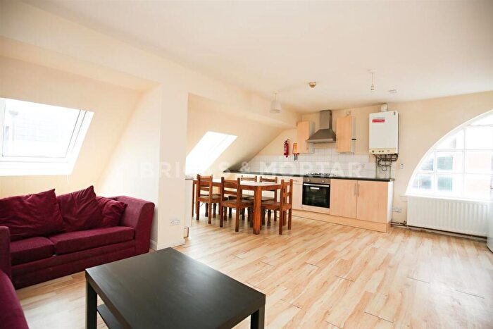 5 Bedroom Apartment To Rent In (£pppw) Leazes Arcade, City Centre, NE1