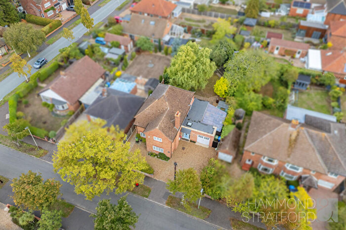 4 Bedroom Detached House For Sale In Broadhurst Road, Eaton Rise, NR4