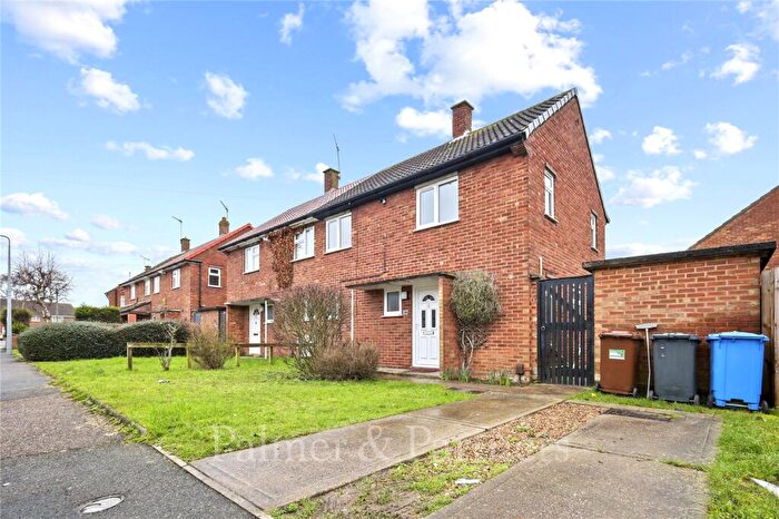 3 Bedroom Semi Detached House To Rent In Sheldrake Drive, Ipswich, Suffolk, IP2