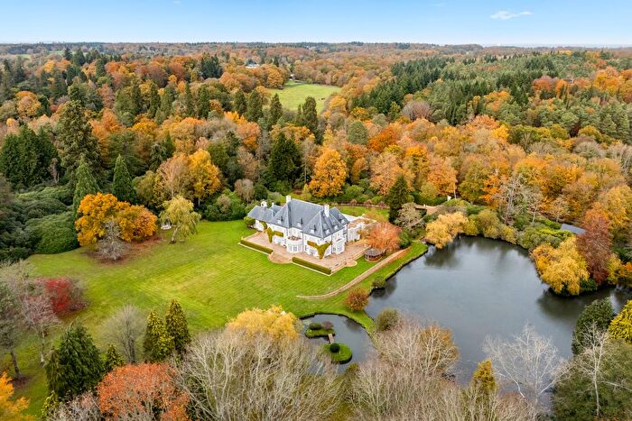 9 Bedroom Detached House For Sale In Mill Lane, Ascot, SL5