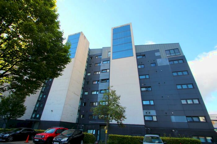 2 Bedroom Flat To Rent In Finnieston Street, Lancefield Quay, G3