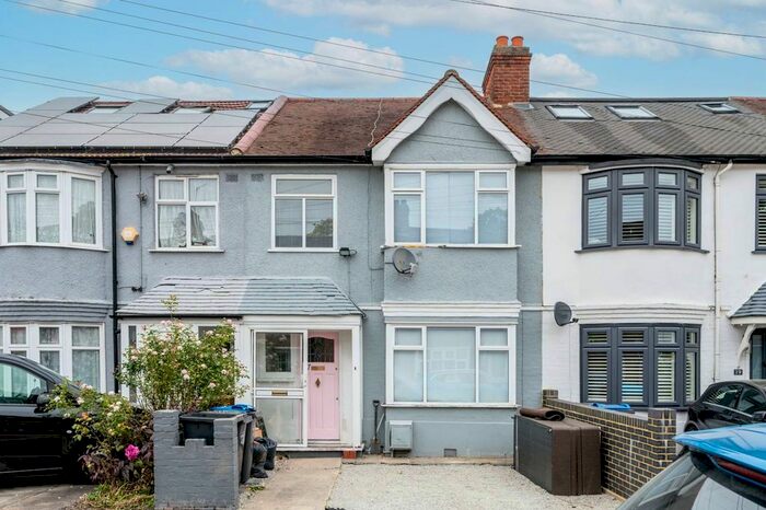 3 Bedroom Property To Rent In Queen Annes Gardens, Mitcham, CR4