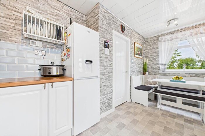 2 Bedroom Semi-Detached House For Sale In Hillfoot Gardens, Wishaw, ML2