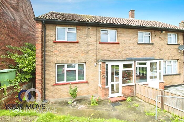 1 Bedroom Semi-Detached House To Rent In Cavell Crescent, Dartford, Kent, DA1