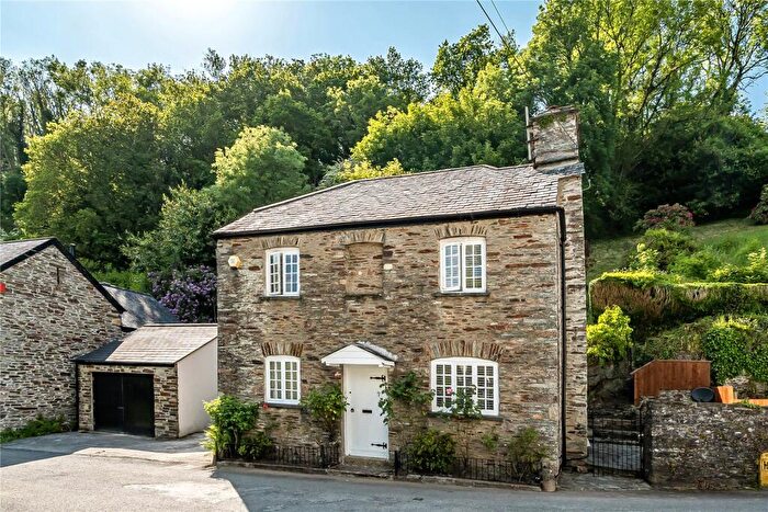 3 Bedroom Detached House To Rent In Yelverton, Devon, PL20