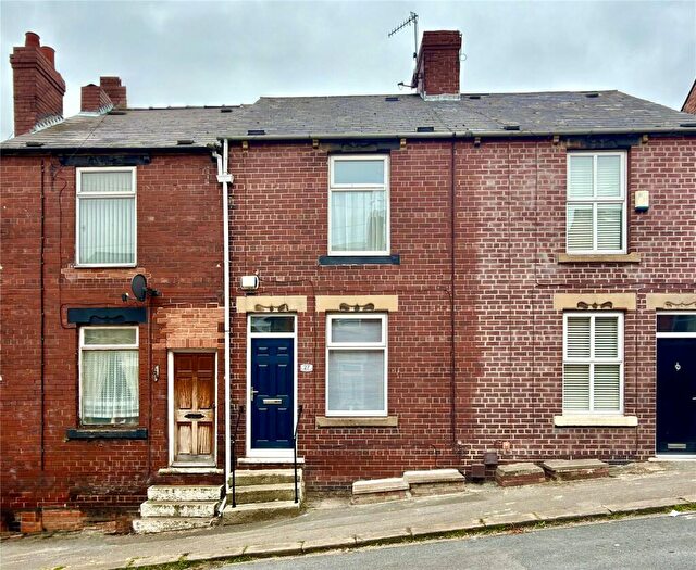 2 Bedroom Terraced House To Rent In Noble Street, Hoyland, Barnsley, South Yorkshire, S74