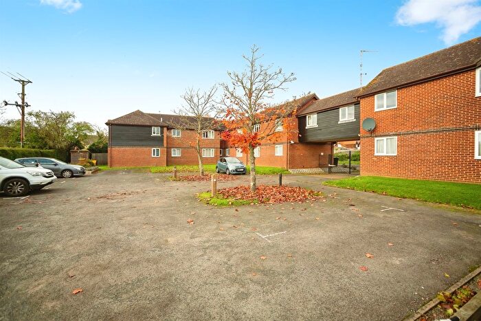 1 Bedroom Flat For Sale In Smithers Lane, East Peckham, Tonbridge, TN12