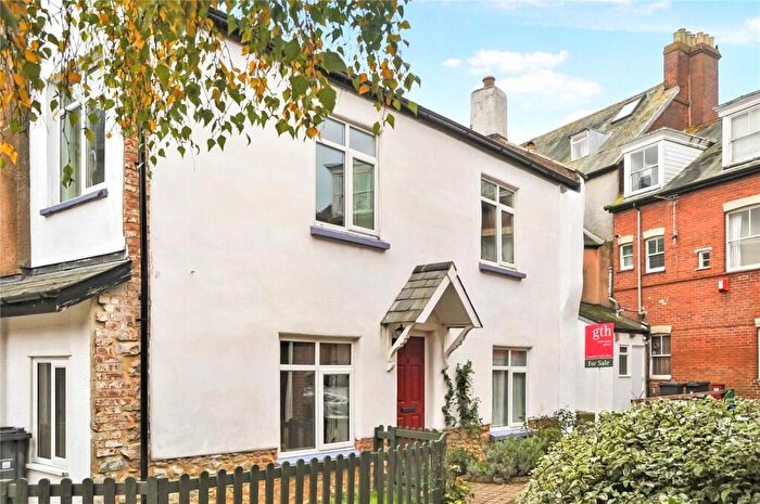 3 Bedroom Semi-Detached House To Rent In High Street, Honiton, EX14