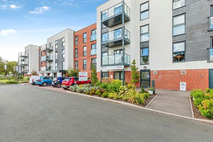 2 Bedroom Flat For Sale In Romeo Place, Stratford-upon-Avon, Warwickshire, CV37