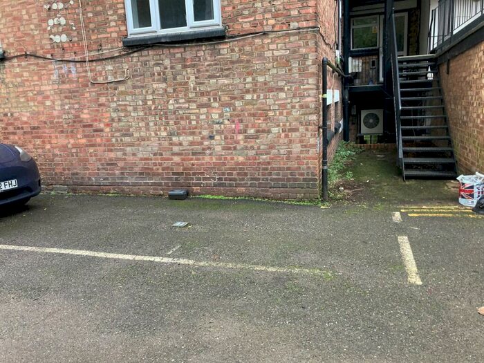 Garage / Parking To Rent In Elmcroft Garages, West Hampstead, NW6