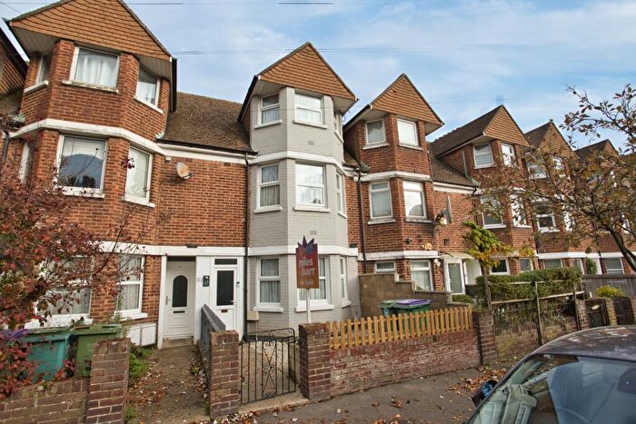 4 Bedroom Terraced House For Sale In Morehall Avenue, Folkestone, CT19