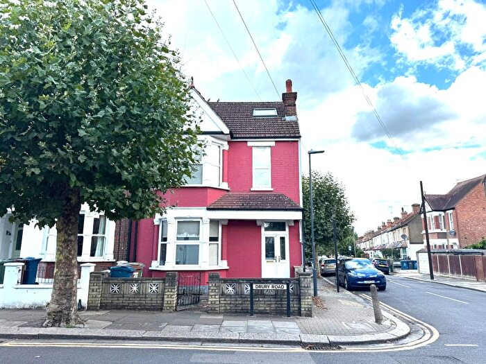 4 Bedroom End Of Terrace House For Sale In Drury Road, Harrow, HA1