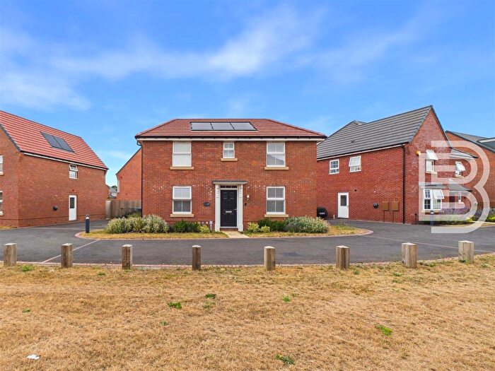 3 Bedroom Detached House For Sale In Vermilion Way, Ashlawn Gardens, Rugby, CV22